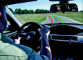 Fahrtrainings-Auto kennt die ideale Linie