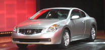 Nissan Altima auch als Coupé