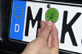 Grüne TÜV-Plakette ist Grund zur Eile