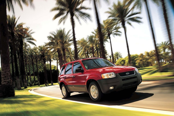 Ford ruft 520 000 Escape zurück