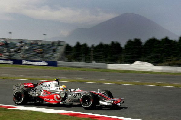2. Freies Training: Nur McLaren knackt die 19