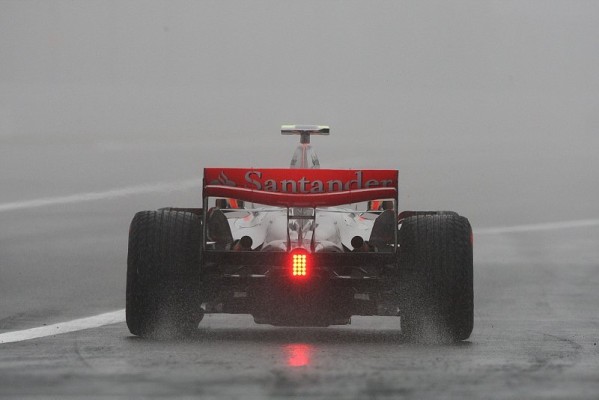 Qualifying: Hamilton besiegt den Regen