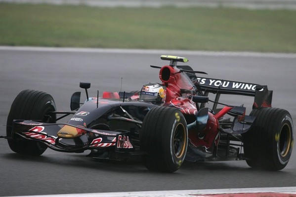 Vettel hart gelandet: Da muss ich alleine durch