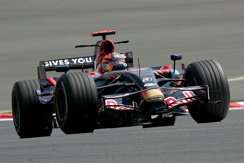 +++News+++ Toro Rosso in Zeitnot: STR3 kommt zu spät