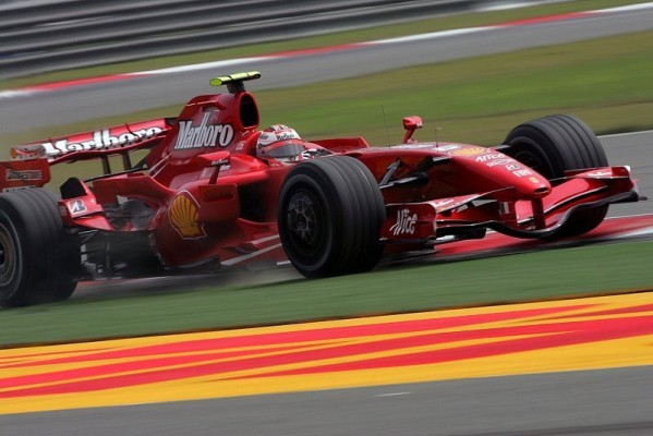 3. Freies Training: Räikkönen führt und fällt aus