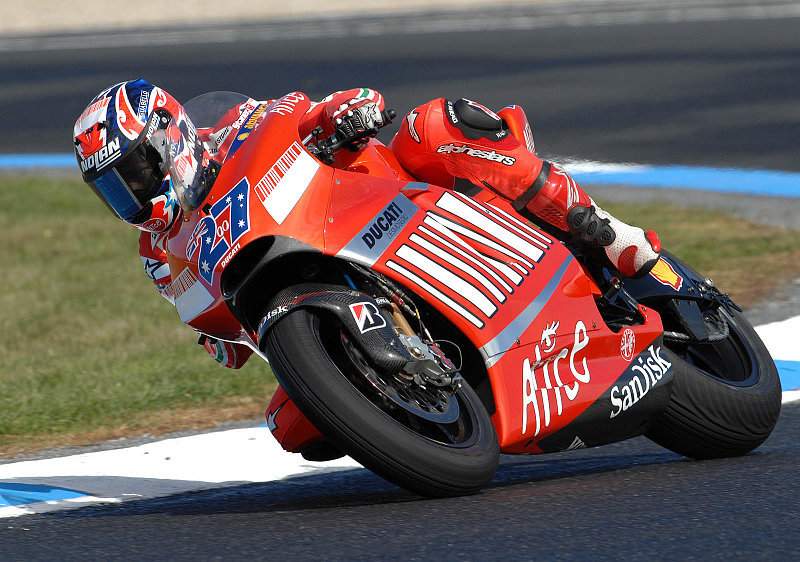 3. Training MotoGP: Stoner bleibt vorne