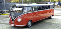 5000 VW-Bus-Fahrer feiern „60 Jahre Bulli“