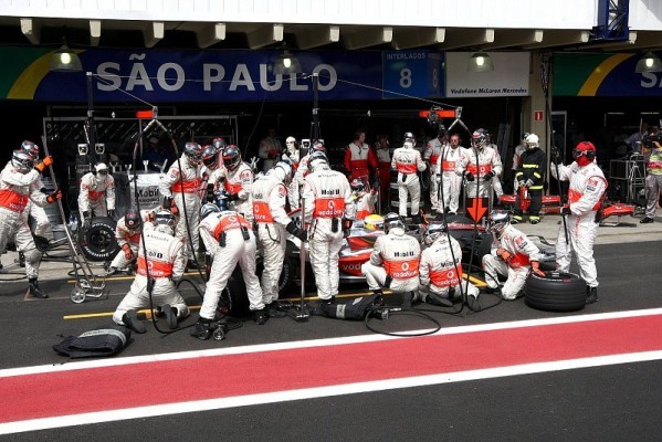 Ecclestone und Lauda kontra Dennis: Falsche Strategie-Entscheidung