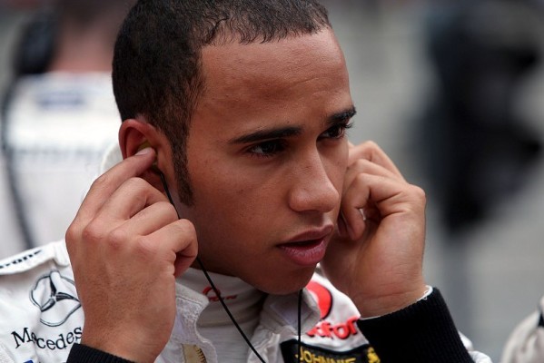 Hamilton bleibt cool: Fehler machen mich stärker