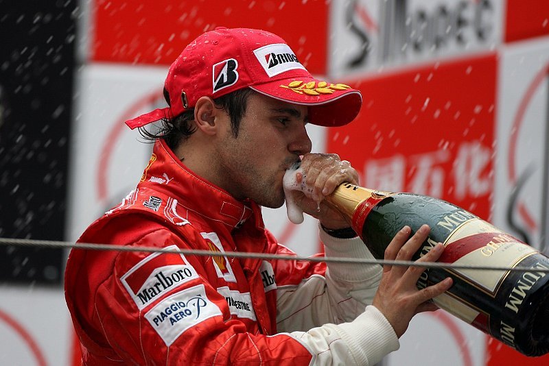 Vertragsverlängerung bis 2010: Ferrari setzt auf Massa