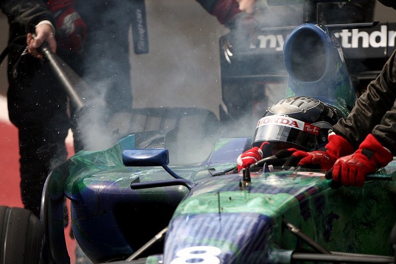 Von Honda zu Super Aguri: Barrichello vor Abschiebung?
