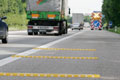 Warnschwellen auf der Autobahn