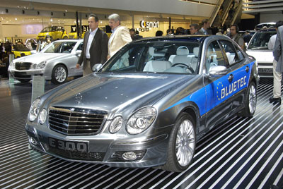 Mercedes-Benz E 350 CGI: Rau, kräftig und sparsam