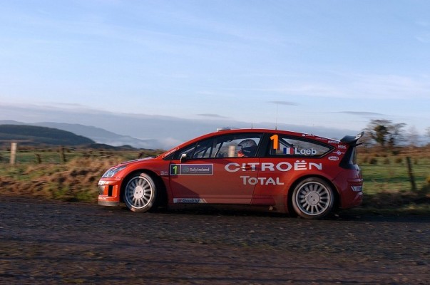 Rallye Irland, Tag 1: Gute Aussichten für Loeb