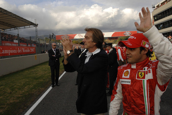 Alles gleich bei Ferrari: Die Nummer 1 klebt nur auf dem Auto