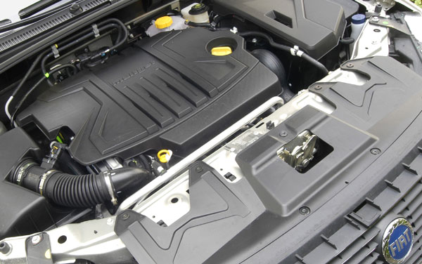 Fiat Croma - Motorraum