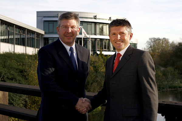 Fry und Brawn haben einen Plan: Budgetobergrenze