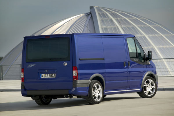 Neue Motoren und eine Sportversion für den Ford Transit