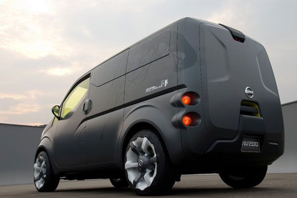Nissan präsentiert Kleintransporter-Studie NV200
