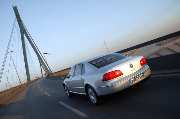 VW Phaeton - Heckansicht