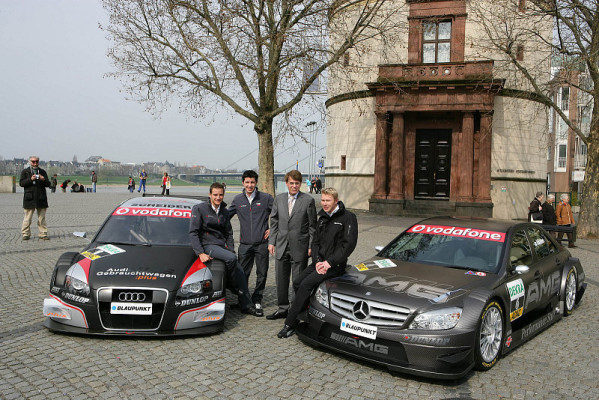 DTM-Ausstellung im Rathaus: Düsseldorfer Vorgeschmack