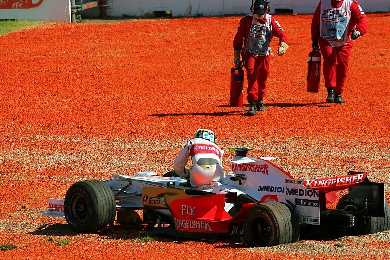 Frust bei Force India: Vorsicht, Kamikaze-Start