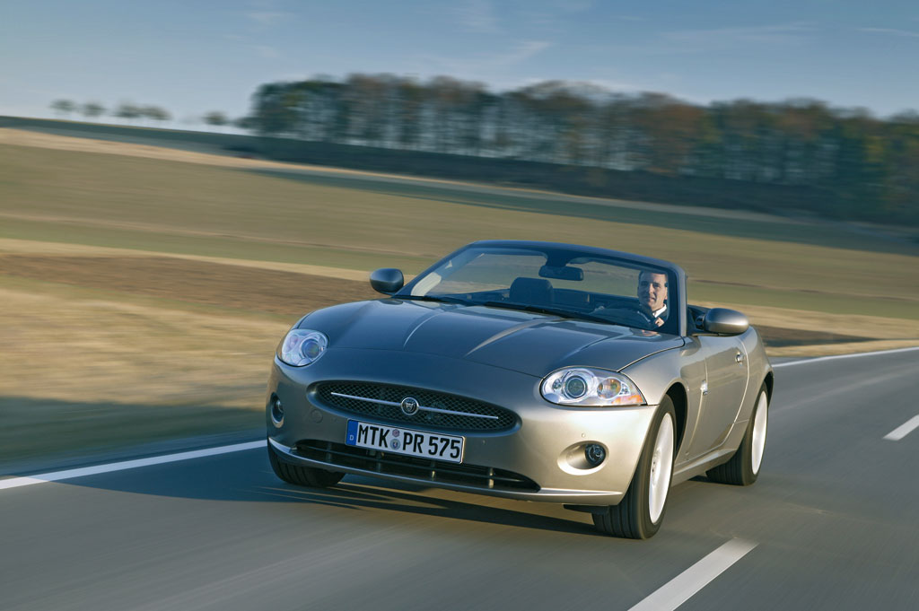 Jaguar XK als limitiertes Cabriolet 3.5 L V8