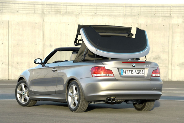 Karmann baut Verdeck für BMW 1-er Cabrio