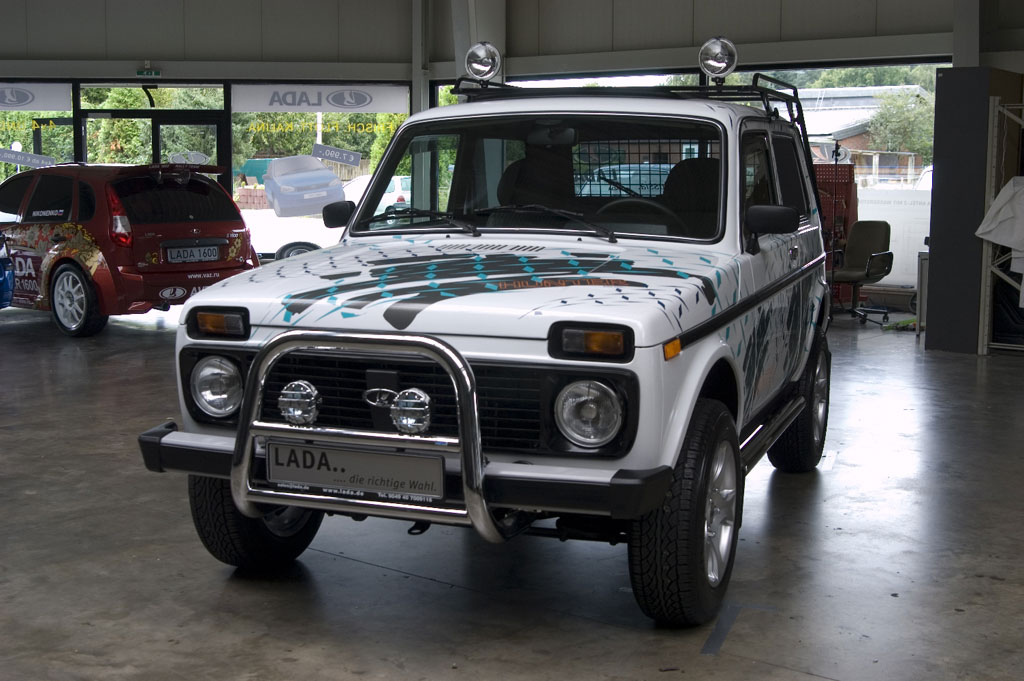 Lada Niva Hunter