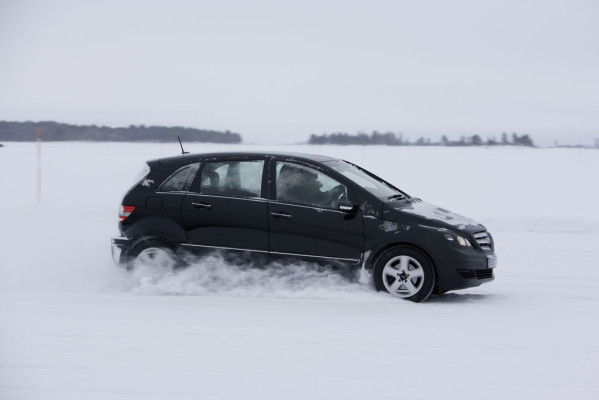 Mercedes-Benz B-Klasse F-Cell im Wintertest