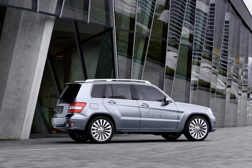 Mercedes-Benz zeigt in Genf GLK-Hybrid-Studie
