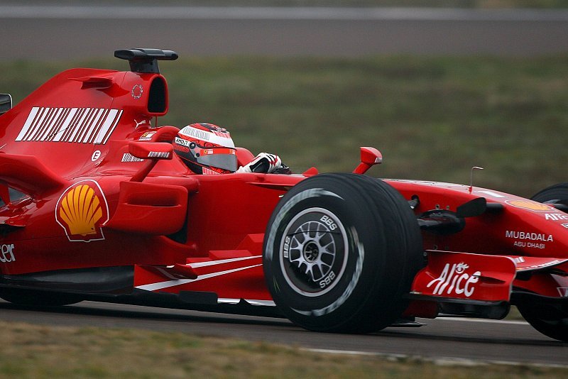 Räikkönen schätzt McLaren sehr stark ein: McLaren Hauptkonkurrent