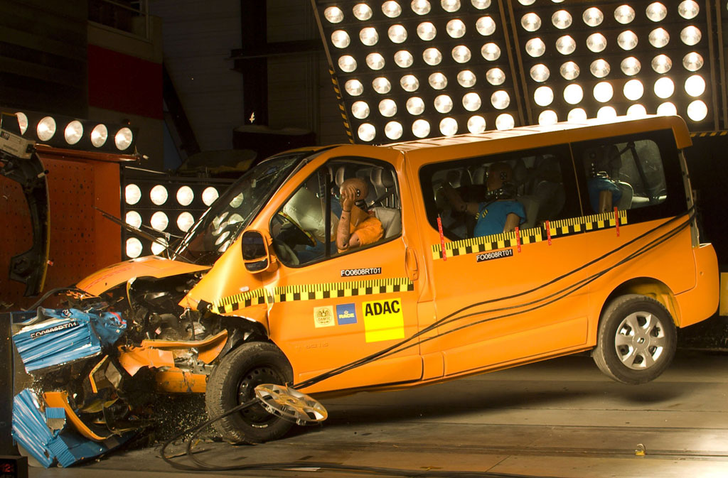Renault Trafic beim ADAC-Crashtest