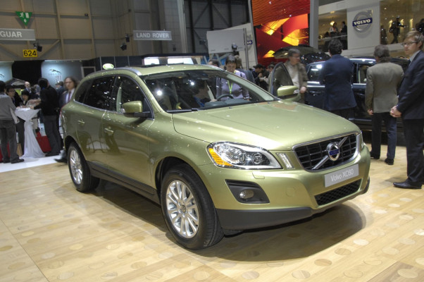 Volvo XC60 wird der Öffentlichkeit präsentiert