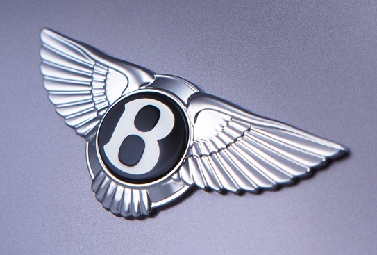 Bentley eröffnet elfte Vertretung in Deutschland
