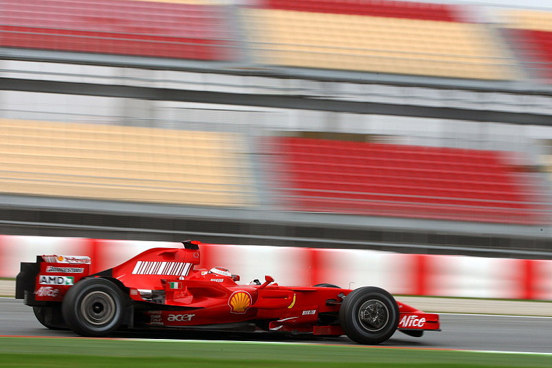 Ferrari dominiert 1. Freies Training: Die Ruhe nach dem Test