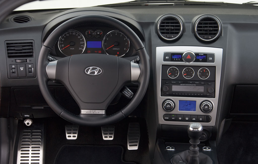 Hyundai Coupe