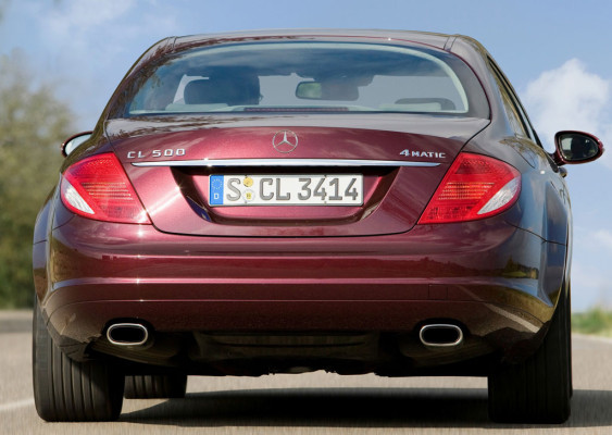 Luxus-Coupé CL 500 jetzt auch mit Allradantrieb