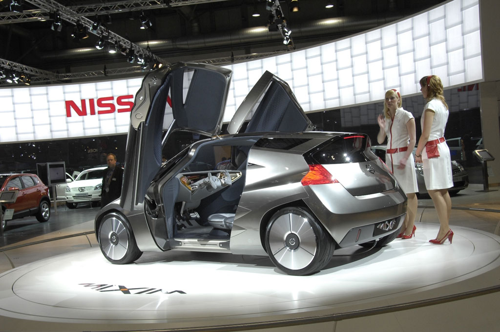 Nissan Mixim