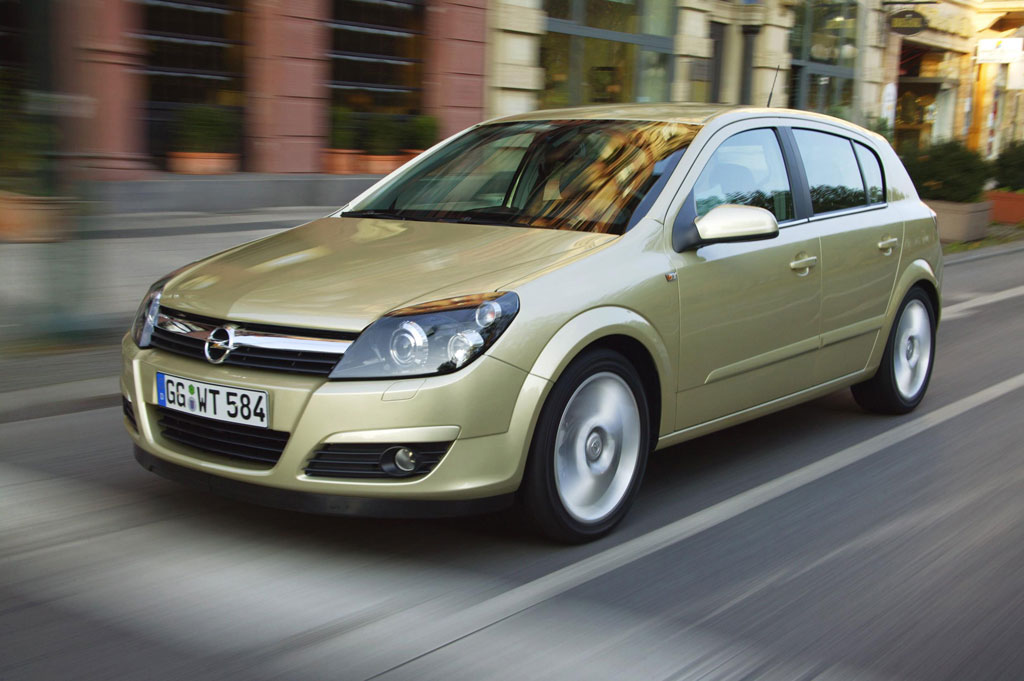 Opel ruft 47 000 Astra zurück
