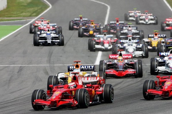 Spanien GP: Räikkönen siegt, Unfall von Kovalainen