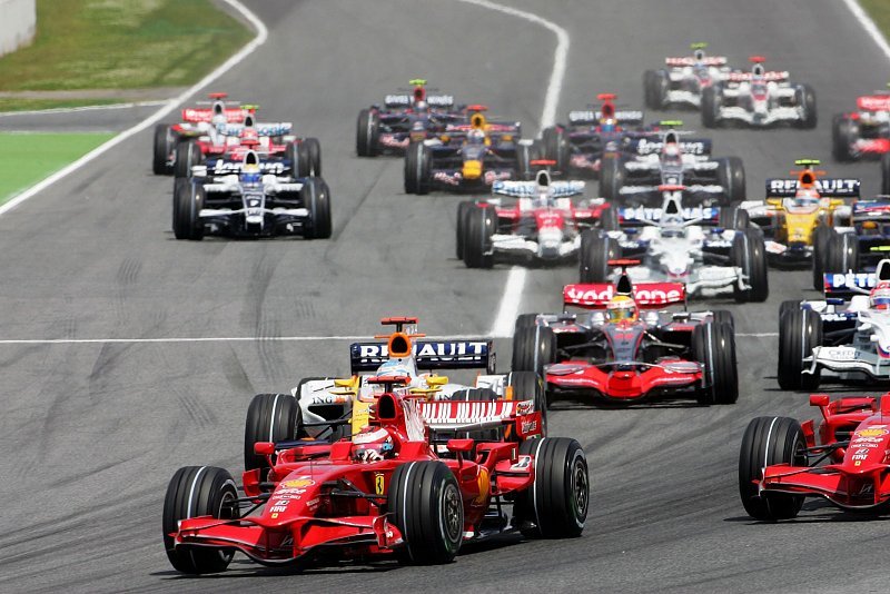Spanien GP: Räikkönen siegt, Unfall von Kovalainen