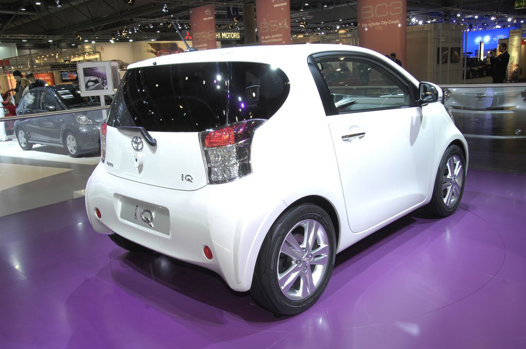 Toyota iQ