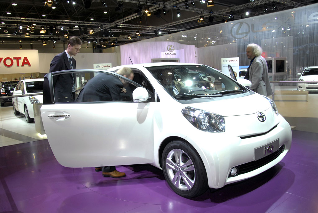 Toyota iQ