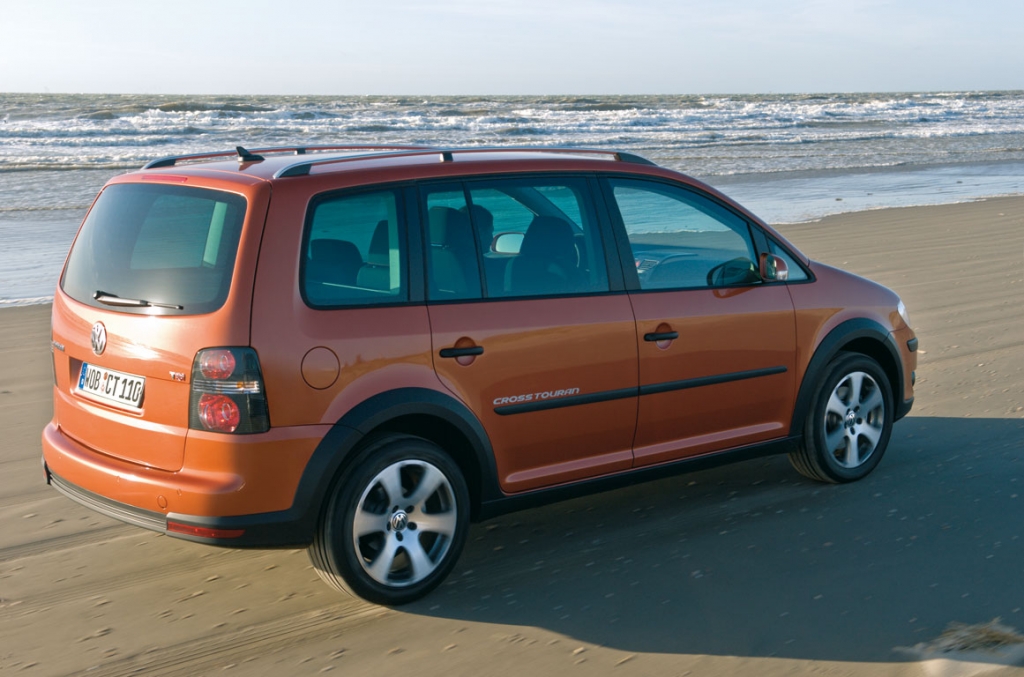 VW CrossTouran