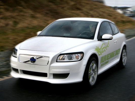 Volvo startet Hybrid-Projekt in Schweden