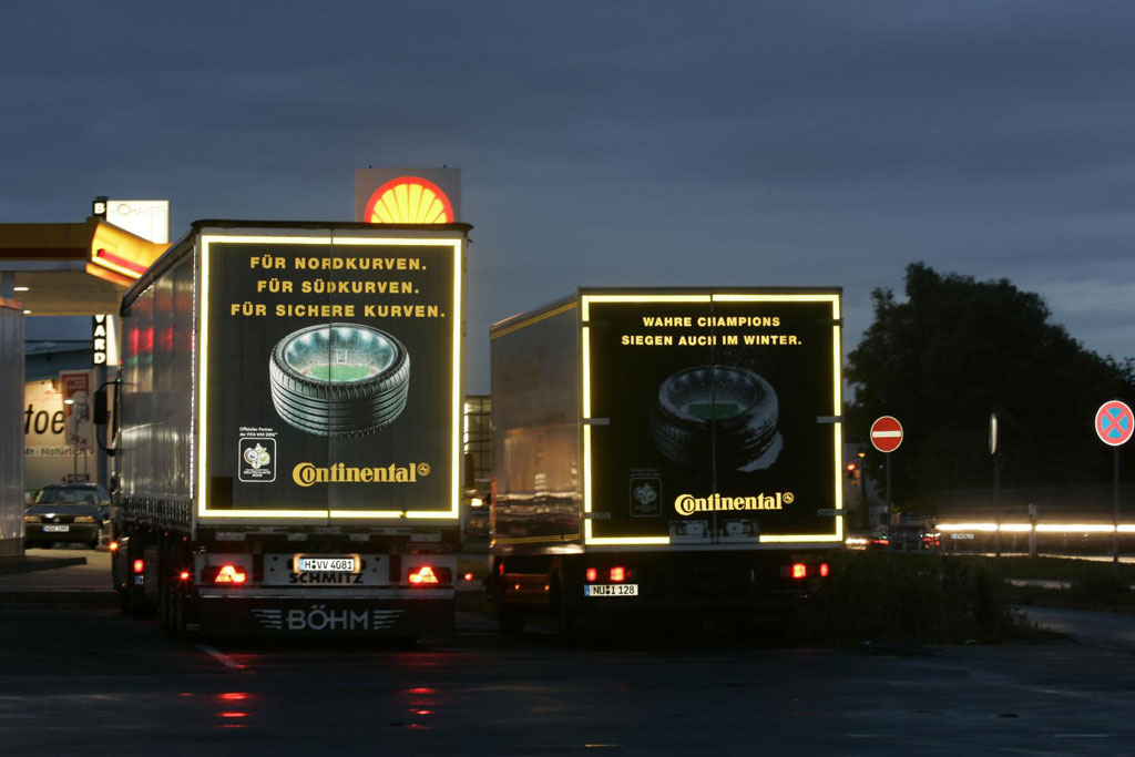 Autohersteller geben weniger für Werbung aus 