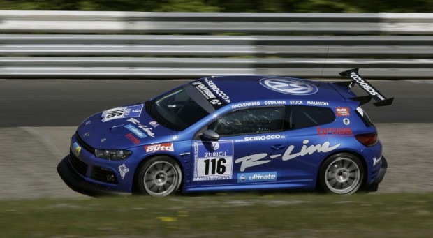 Beim 24-Stunden-Rennen Klassen-Doppelsieg für den neuen Scirocco