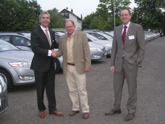 Ford übergibt 69 Mondeo Turnier an General Electric