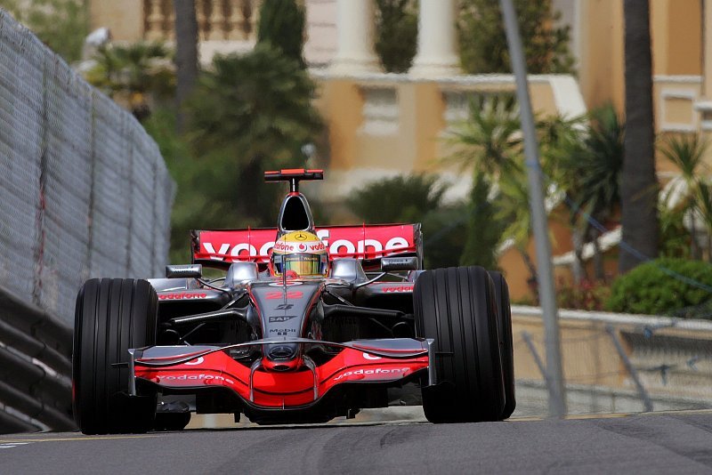 Hamilton mit Monaco-Bestzeit: Das Chaos blieb aus
